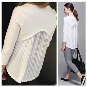 RARE lululemon pleat on long sleeve top